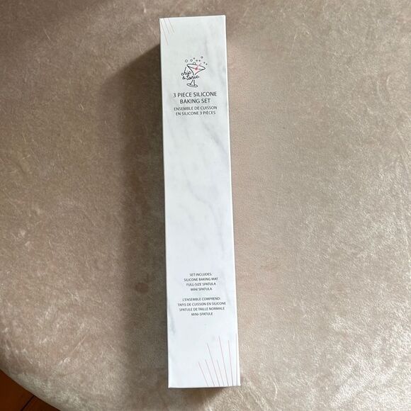 New! FABFITFUN FALL 2022 Chic & Tonic 3 Piece Baking Set - Picture 3 of 4